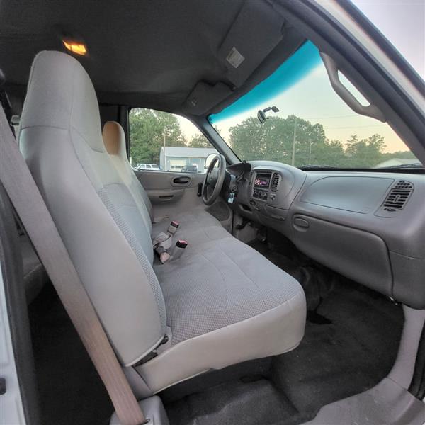Ford F-150 XL SuperCab Long Bed 2WD 1999