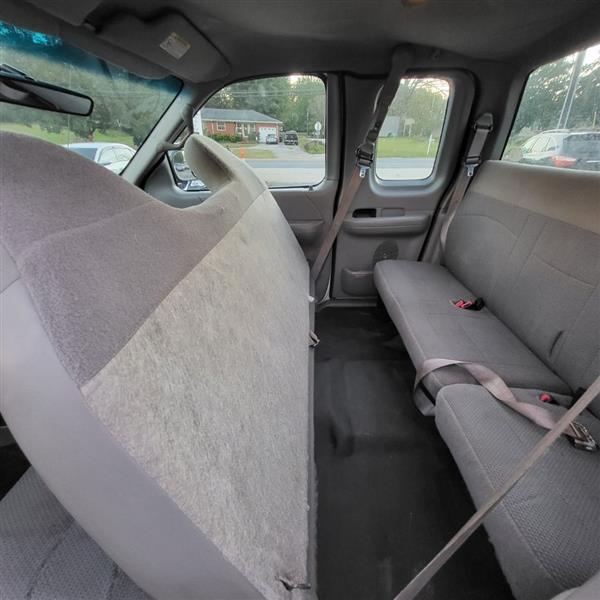 Ford F-150 XL SuperCab Long Bed 2WD 1999