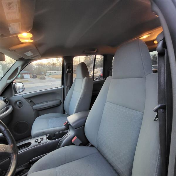 Jeep Liberty Sport 4WD 2006