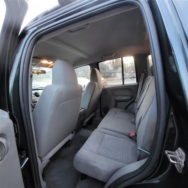 Jeep Liberty Sport 4WD 2006