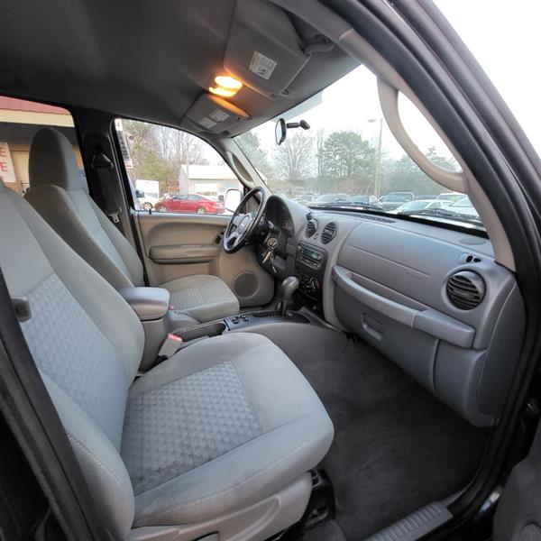 Jeep Liberty Sport 4WD 2006