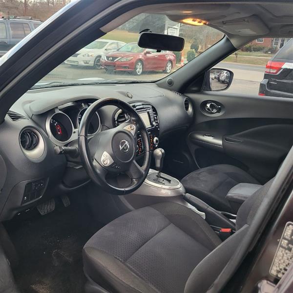 Nissan Juke S FWD 2015