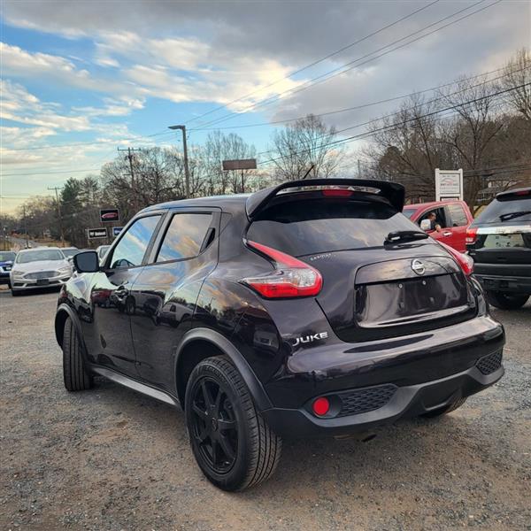 Nissan Juke S FWD 2015