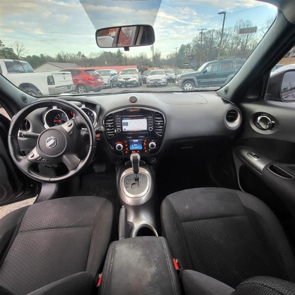 Nissan Juke S FWD 2015