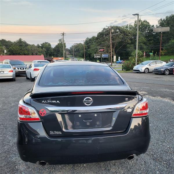 Nissan Altima 2.5 2015
