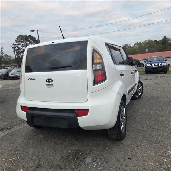 Kia Soul Base 2011