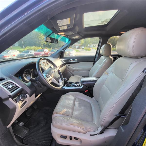 Ford Explorer Limited 4WD 2012