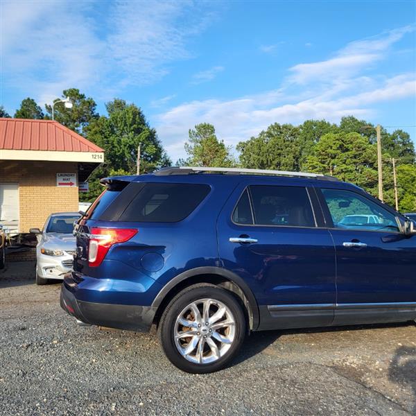 Ford Explorer Limited 4WD 2012