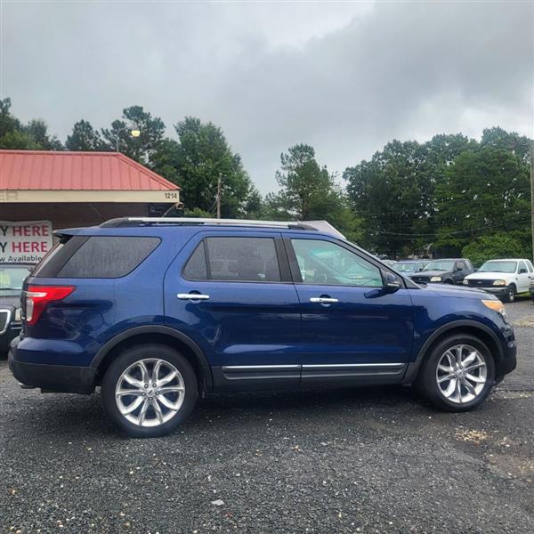 Ford Explorer Limited 4WD 2012