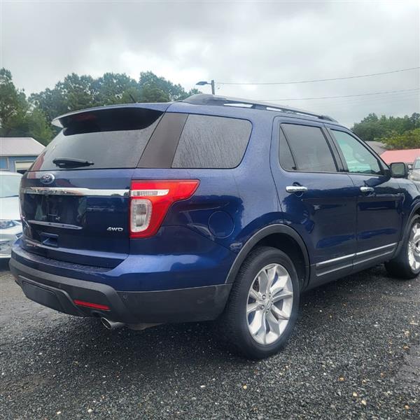 Ford Explorer Limited 4WD 2012