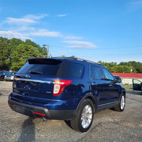 Ford Explorer Limited 4WD 2012