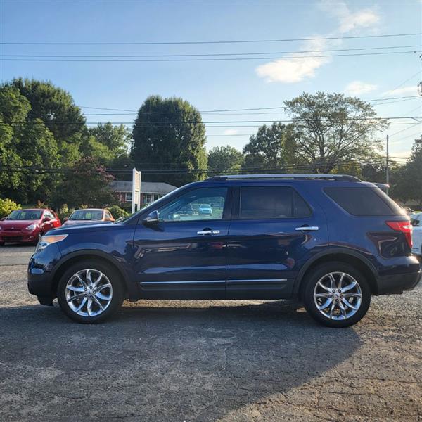 Ford Explorer Limited 4WD 2012