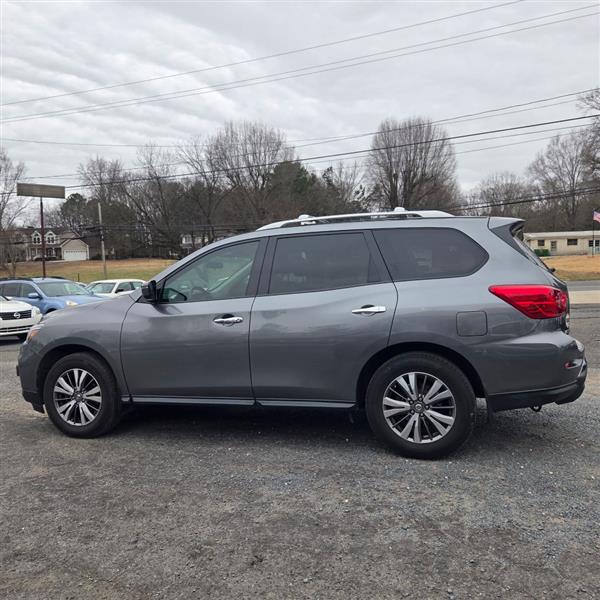 Nissan Pathfinder S 4WD 2018