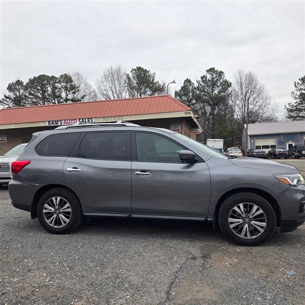 Nissan Pathfinder S 4WD 2018