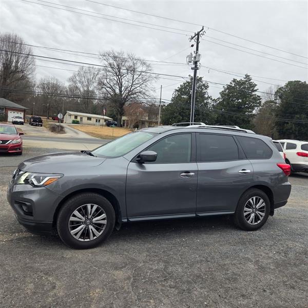 Nissan Pathfinder S 4WD 2018