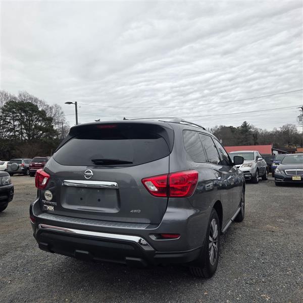 Nissan Pathfinder S 4WD 2018