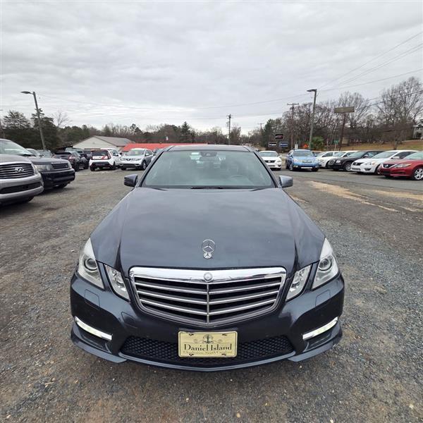Mercedes-Benz E-Class E350 4MATIC Sedan 2012