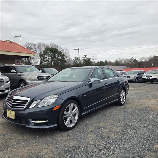 Mercedes-Benz E-Class E350 4MATIC Sedan 2012