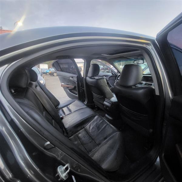 Honda Accord EX-L V6 Sedan AT 2012