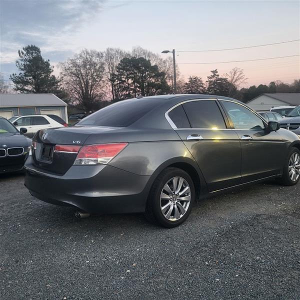 Honda Accord EX-L V6 Sedan AT 2012