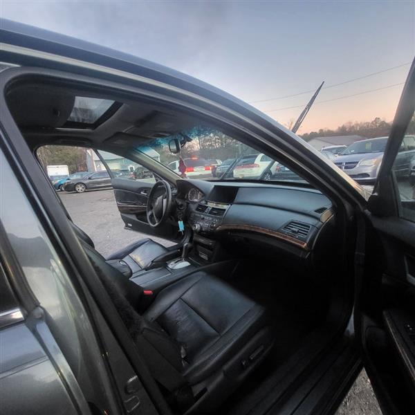 Honda Accord EX-L V6 Sedan AT 2012