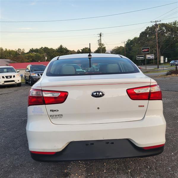 Kia Rio LX 6A 2016