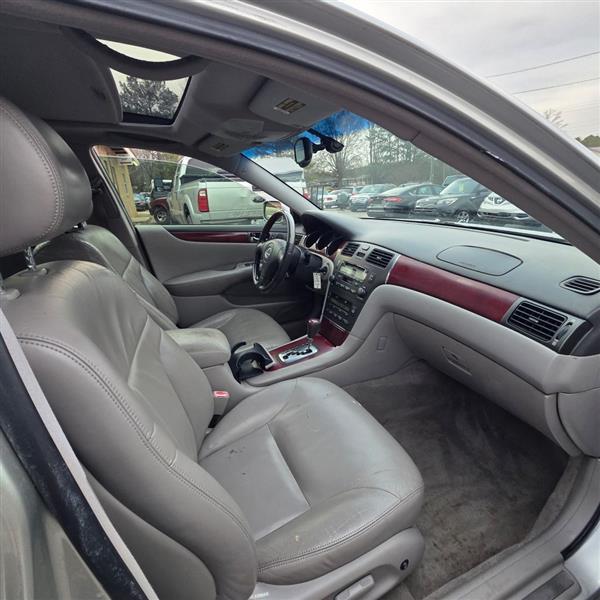 Lexus ES 300 Sedan 2002