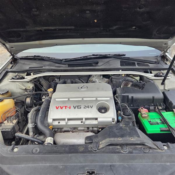 Lexus ES 300 Sedan 2002