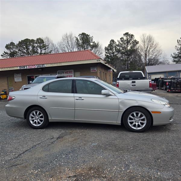 Lexus ES 300 Sedan 2002