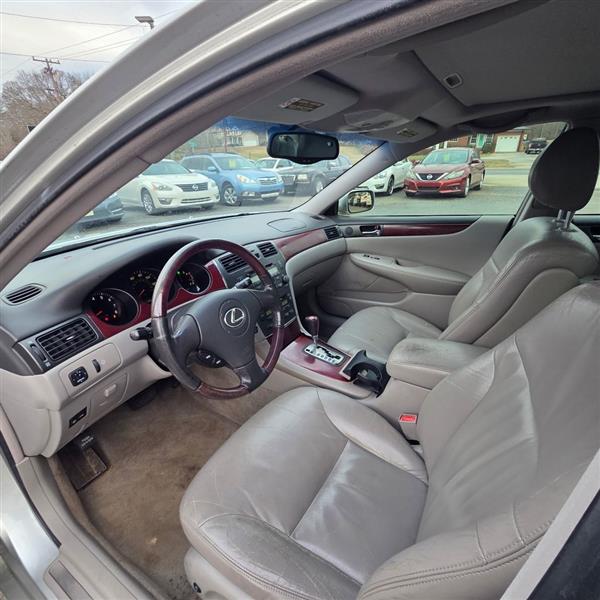 Lexus ES 300 Sedan 2002