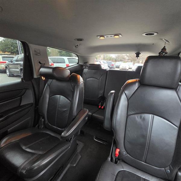 Chevrolet Traverse 2LT FWD 2015