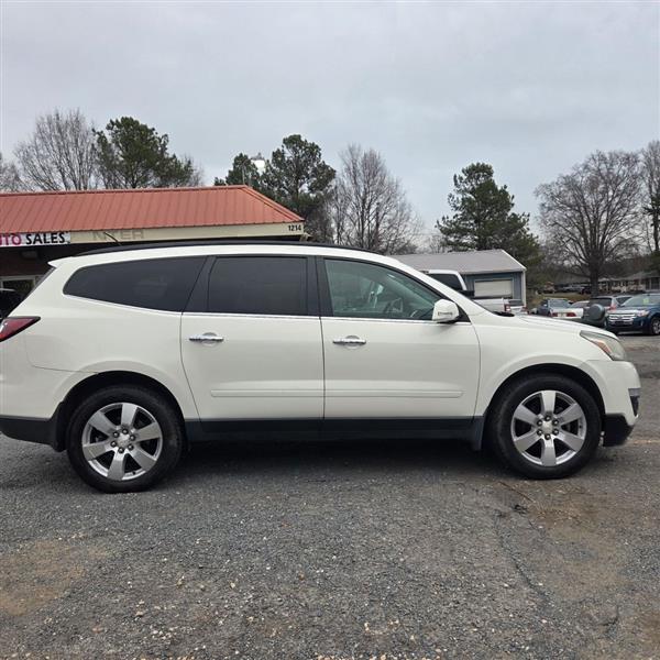 Chevrolet Traverse 2LT FWD 2015