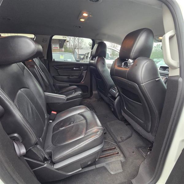 Chevrolet Traverse 2LT FWD 2015