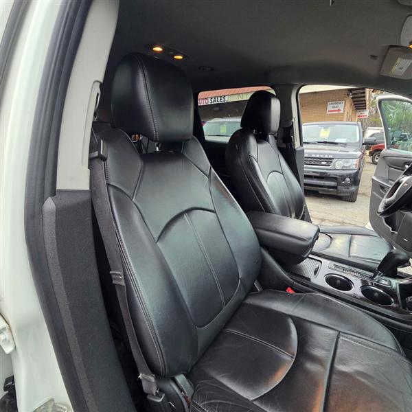 Chevrolet Traverse 2LT FWD 2015