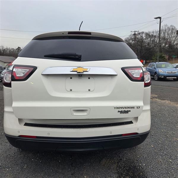 Chevrolet Traverse 2LT FWD 2015