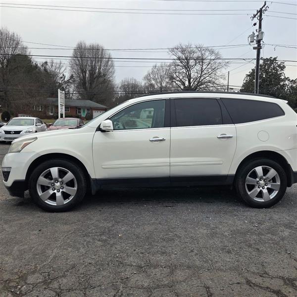 Chevrolet Traverse 2LT FWD 2015