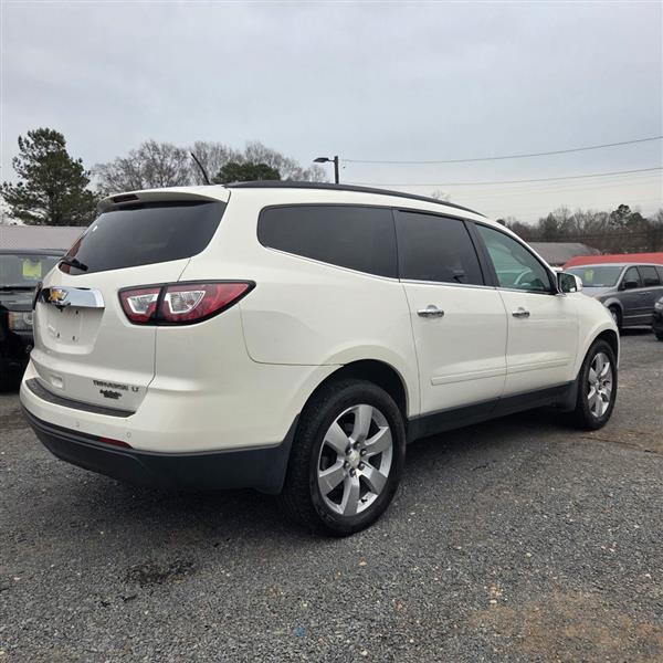 Chevrolet Traverse 2LT FWD 2015