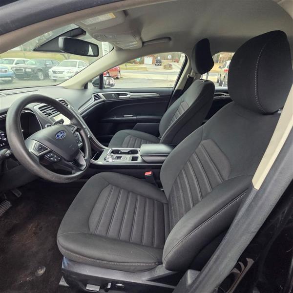 Ford Fusion SE AWD 2020