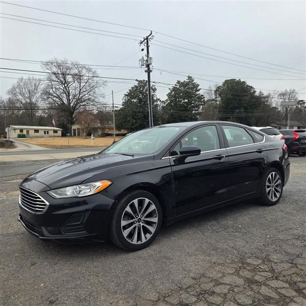 Ford Fusion SE AWD 2020