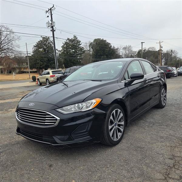Ford Fusion SE AWD 2020