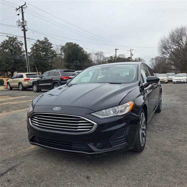 Ford Fusion SE AWD 2020