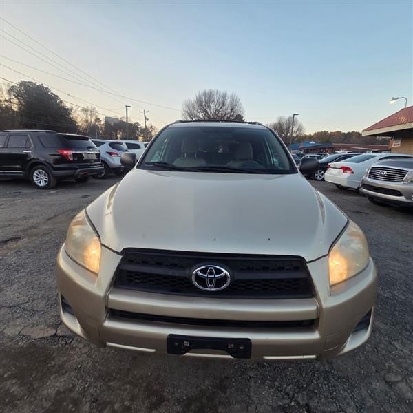 Toyota RAV4 Base I4 4WD 2011