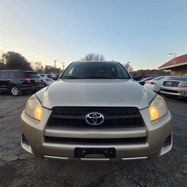 Toyota RAV4 Base I4 4WD 2011