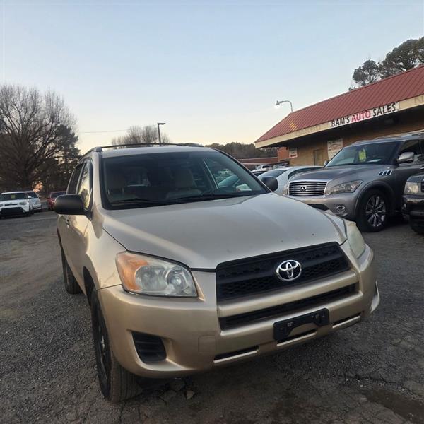 Toyota RAV4 Base I4 4WD 2011