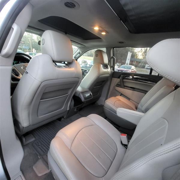 Buick Enclave  2017