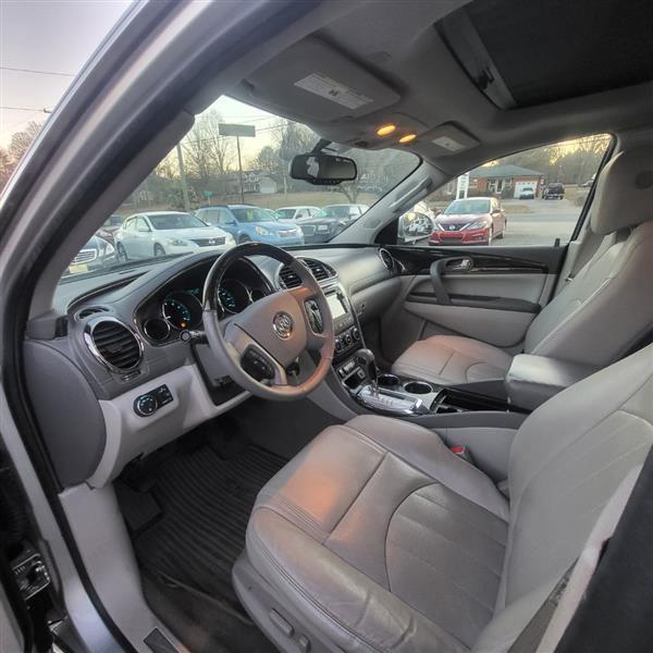 Buick Enclave  2017
