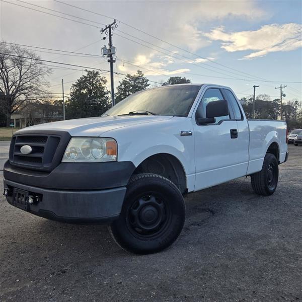 Ford F-150 XL 2WD 2006