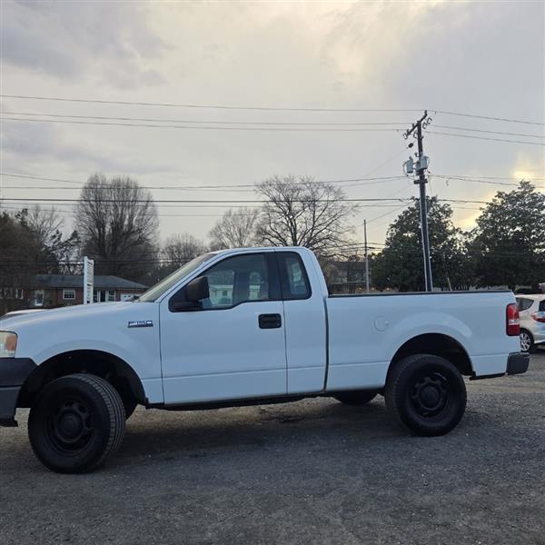 Ford F-150 XL 2WD 2006