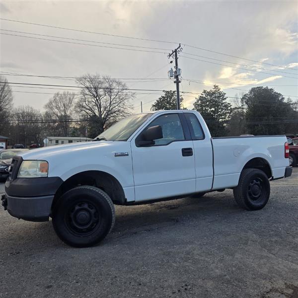 Ford F-150 XL 2WD 2006