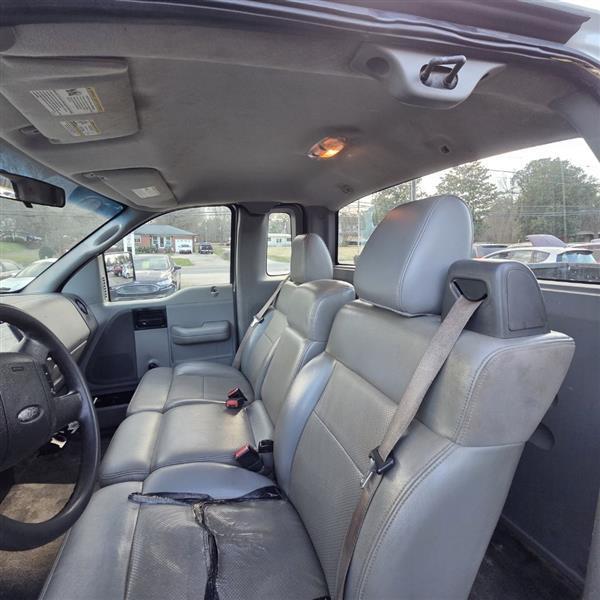 Ford F-150 XL 2WD 2006
